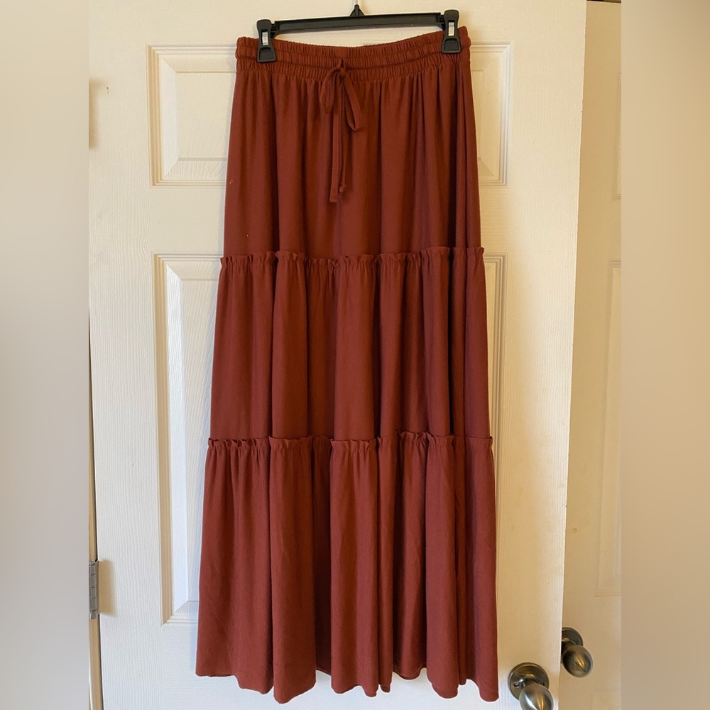 Zenana Boutique Maxi Skirt size m rust
